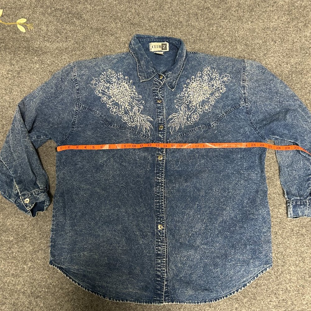 Club Z Cotton Denim Shacket Embroidered  Button Size 2X/20-22